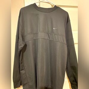 Black Nike pullover